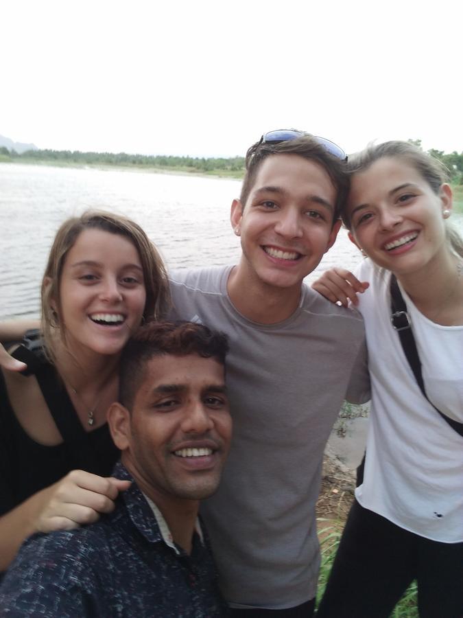 Pinthu Home Stay Sigiriya Buitenkant foto